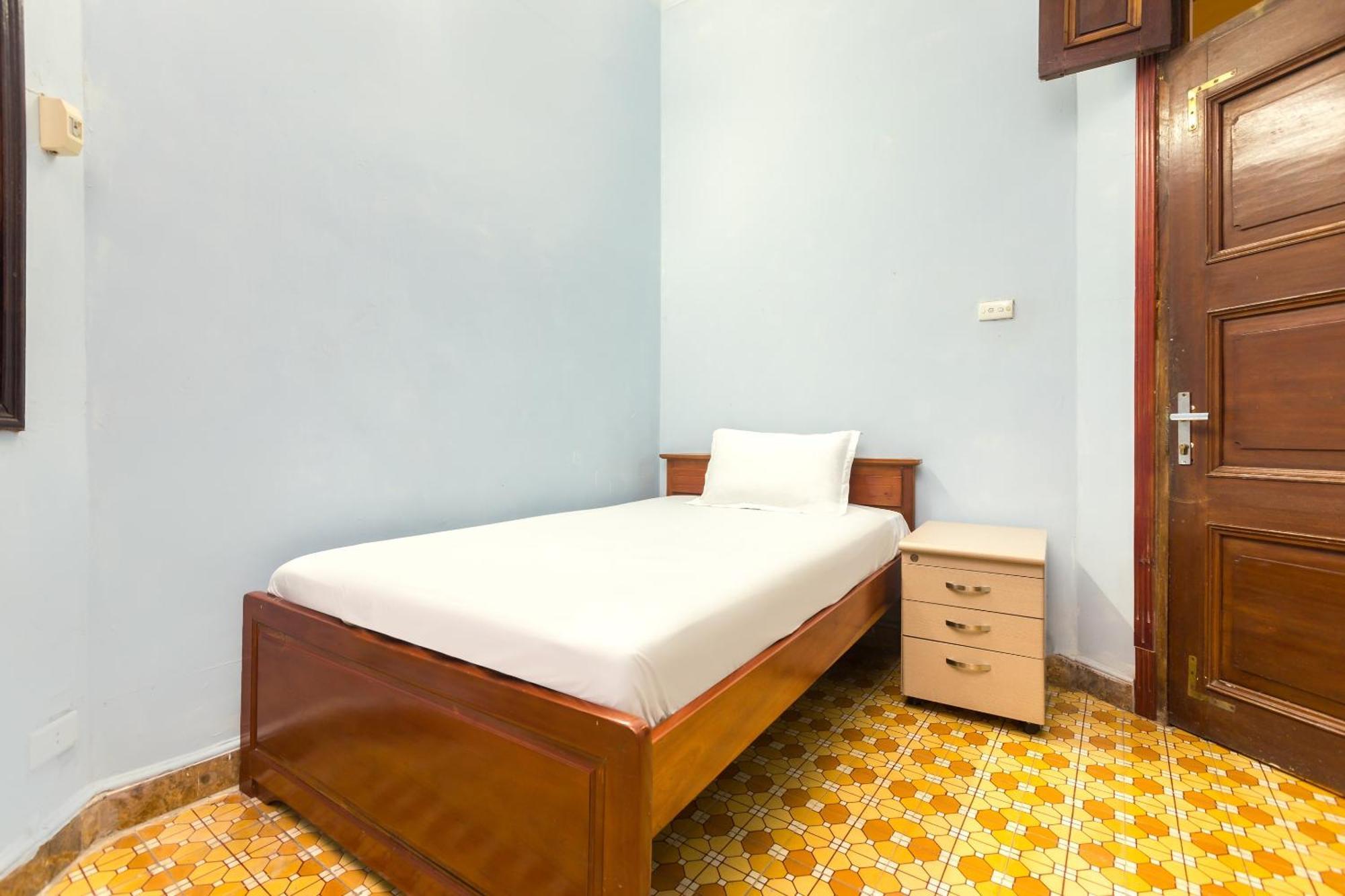 Chikoo Homestay Spot-On Hanoi Bagian luar foto