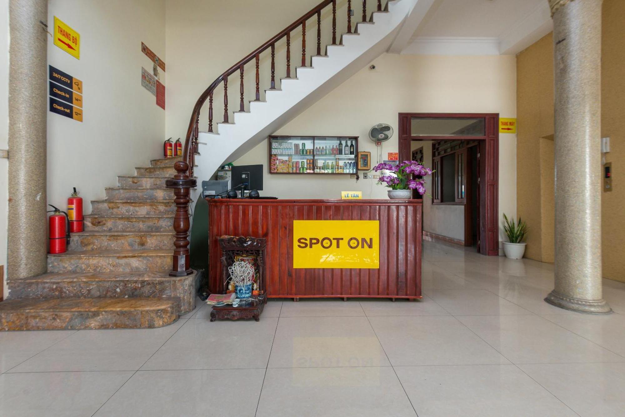 Chikoo Homestay Spot-On Hanoi Bagian luar foto