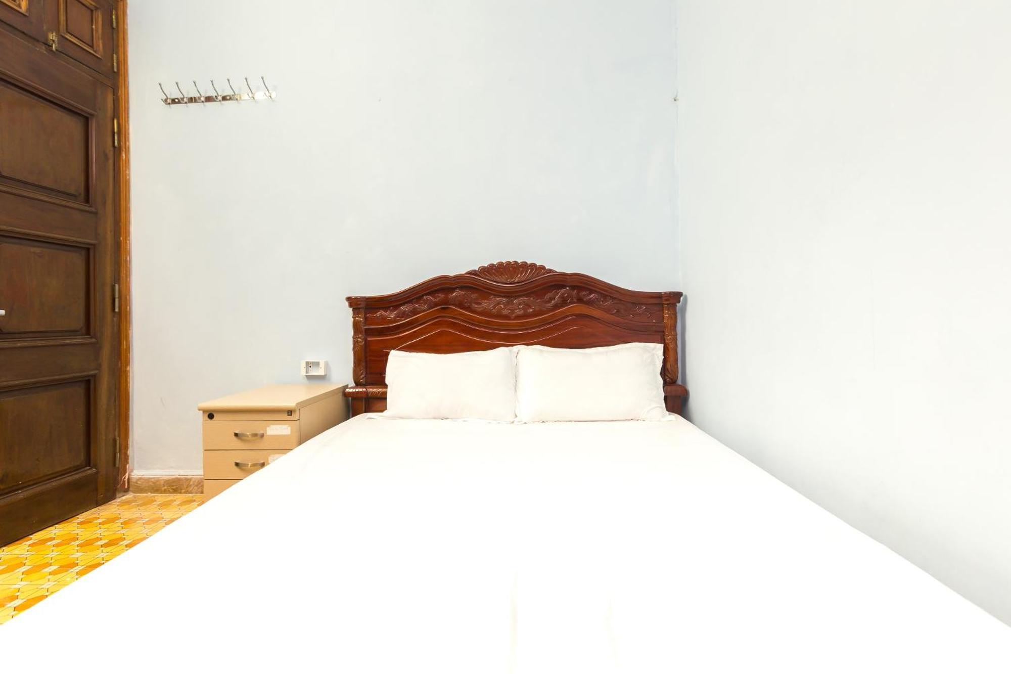 Chikoo Homestay Spot-On Hanoi Bagian luar foto